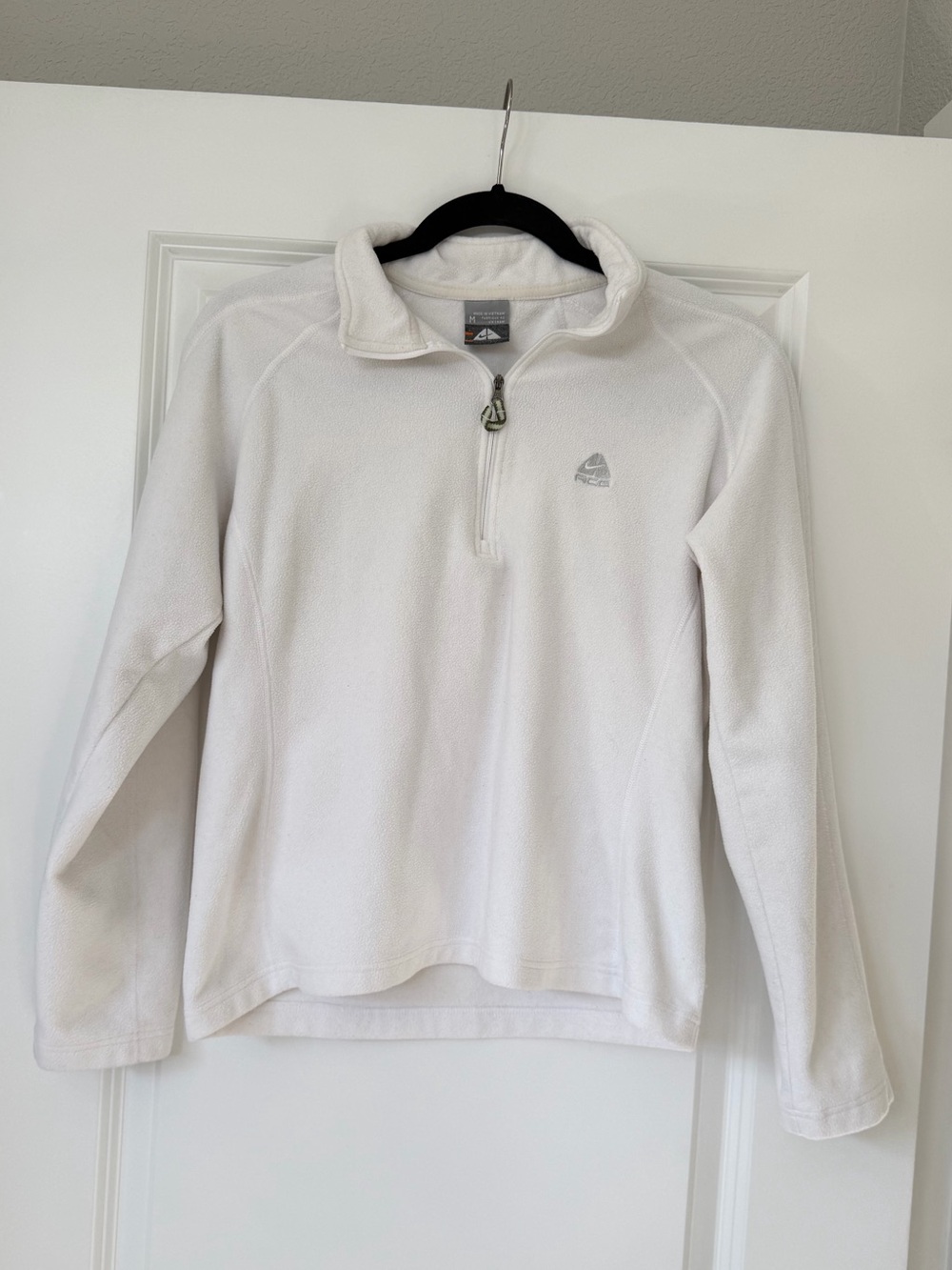 Nike ACG Women's White Cowl Neck Quarter-Zip Fleece